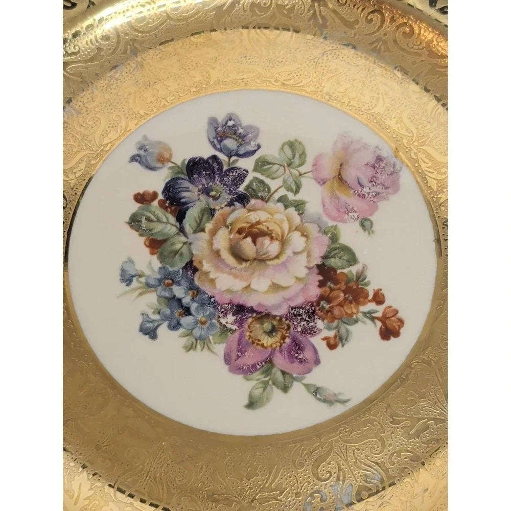 Schlaggenwald Czechoslovakia 22K‎ Gold Gilt Cabinet Plate Floral Center VTG